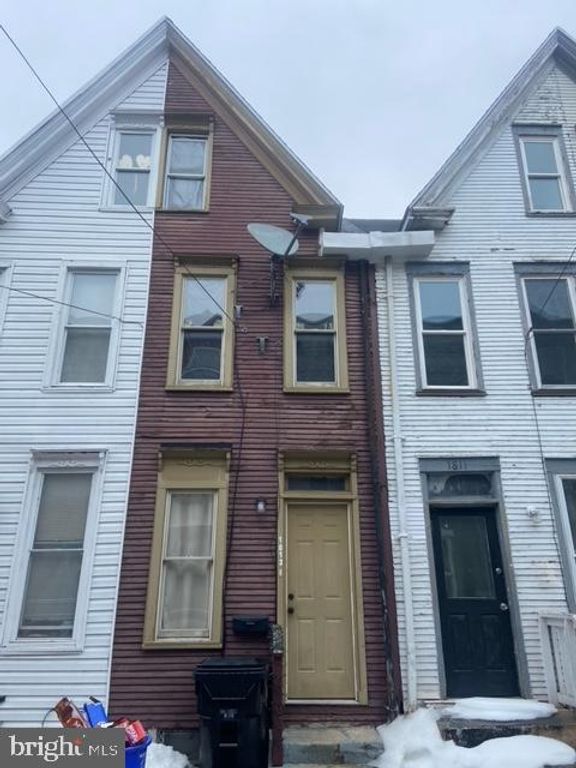 1813 SUSQUEHANNA ST, Harrisburg, PA 17102
