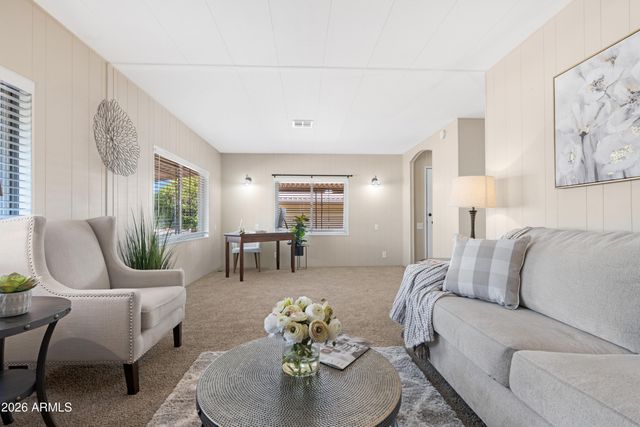 25408 S MONTANA Avenue, Sun Lakes, AZ 85248