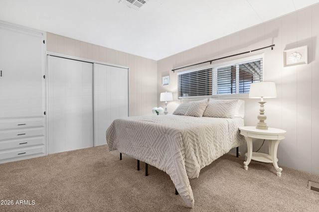 25408 S MONTANA Avenue, Sun Lakes, AZ 85248
