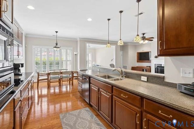 5048 Park Commons Loop, Glen Allen, VA 23059