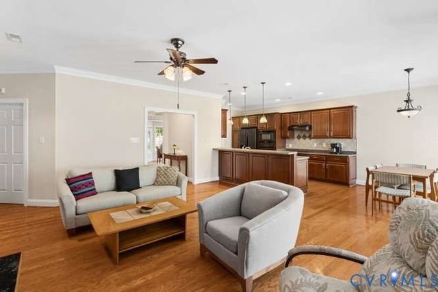 5048 Park Commons Loop, Glen Allen, VA 23059