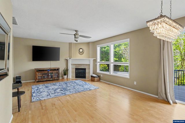 5911 SW Banyon Cir, Corvallis, OR 97333