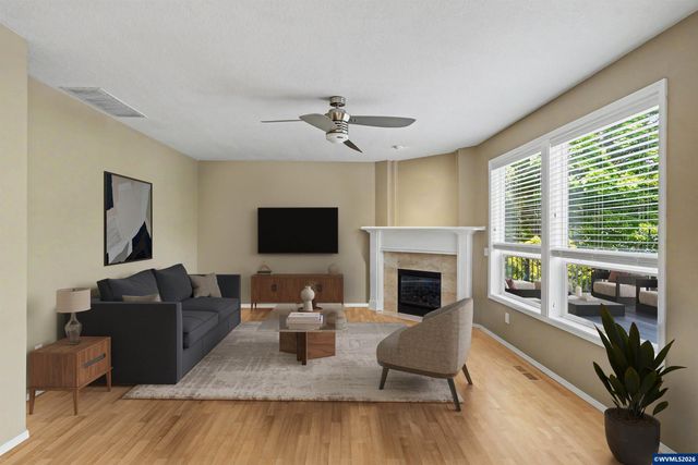 5911 SW Banyon Cir, Corvallis, OR 97333