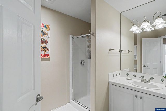 5911 SW Banyon Cir, Corvallis, OR 97333
