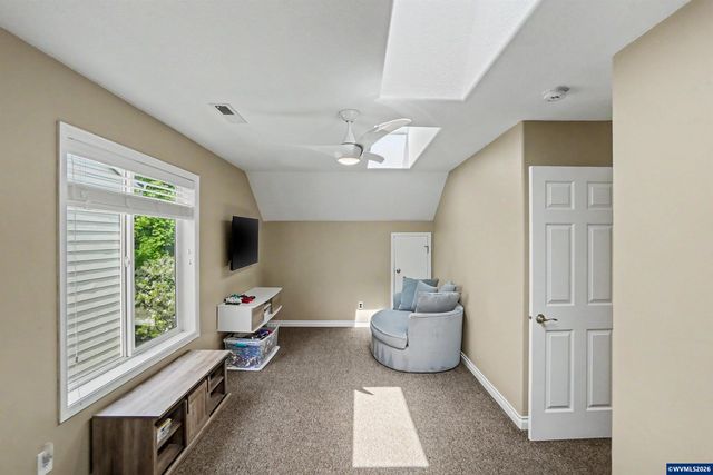5911 SW Banyon Cir, Corvallis, OR 97333
