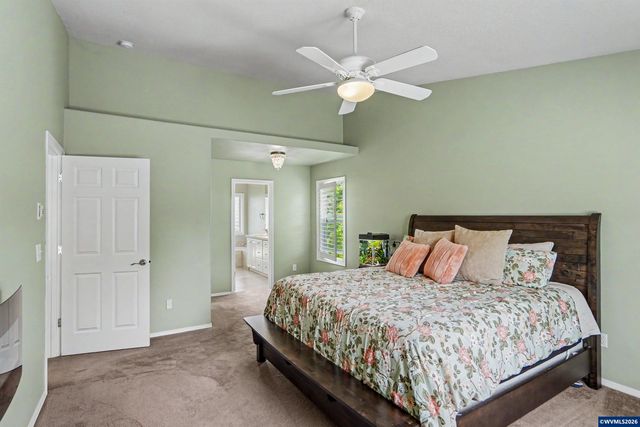 5911 SW Banyon Cir, Corvallis, OR 97333