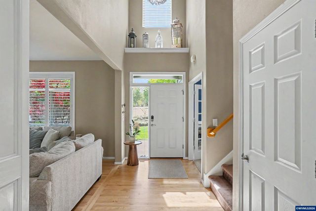 5911 SW Banyon Cir, Corvallis, OR 97333
