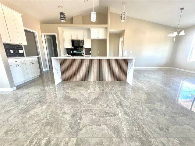 19375 Corwin Road, Apple Valley, CA 92307