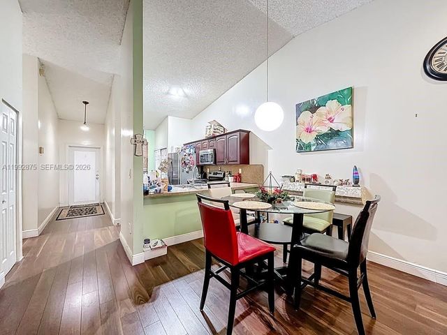6722 NW 192nd Lane, Hialeah, FL 33015