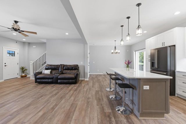 3810 Tanglewood Place, Janesville, WI 53546