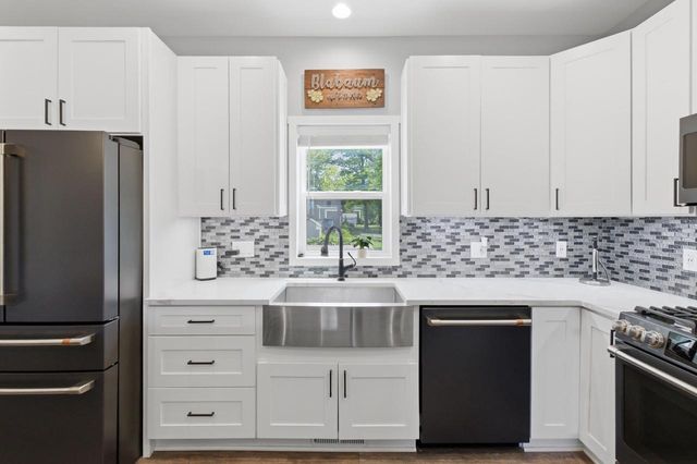 3810 Tanglewood Place, Janesville, WI 53546