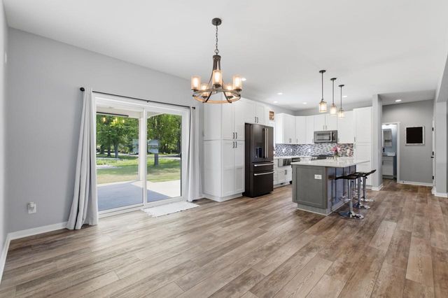 3810 Tanglewood Place, Janesville, WI 53546