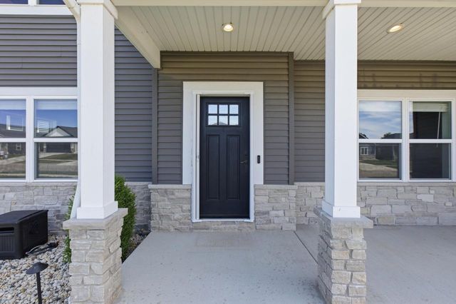 3810 Tanglewood Place, Janesville, WI 53546