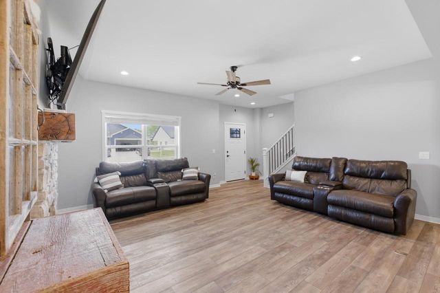 3810 Tanglewood Place, Janesville, WI 53546