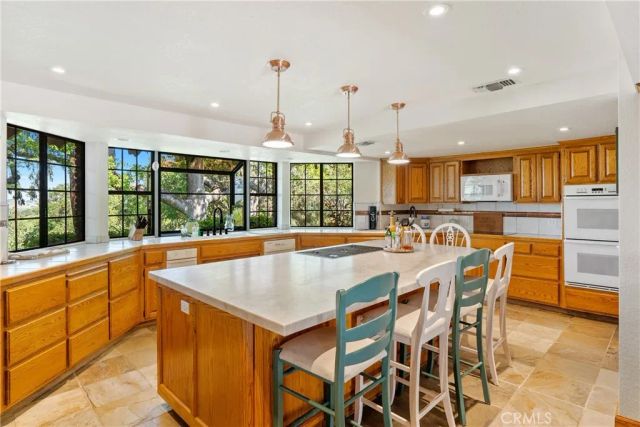 6125 El Pomar, Templeton, CA 93465