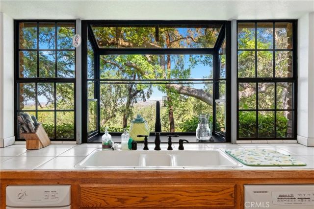 6125 El Pomar, Templeton, CA 93465