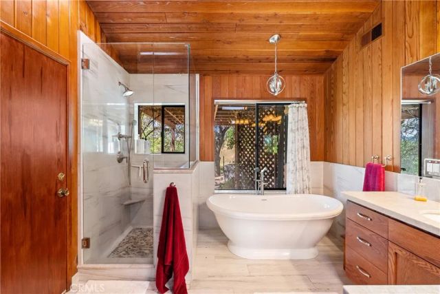 6125 El Pomar, Templeton, CA 93465