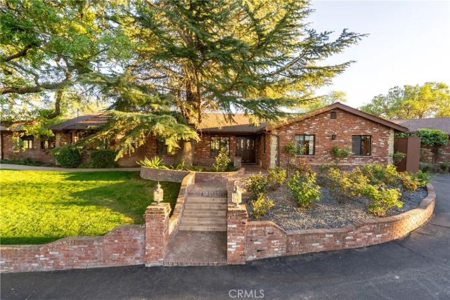 6125 El Pomar, Templeton, CA 93465