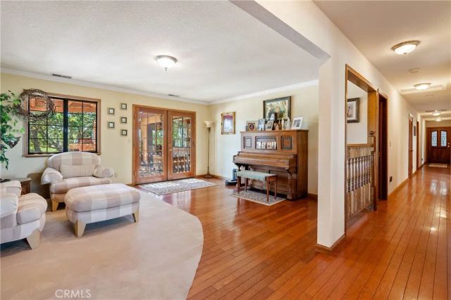 6125 El Pomar, Templeton, CA 93465