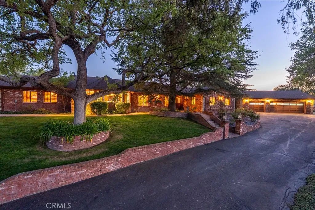 6125 El Pomar, Templeton, CA 93465