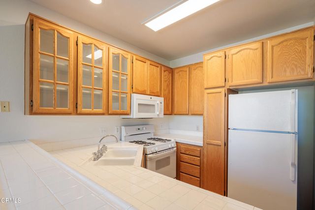 2913 Antonio Drive 106, Camarillo, CA 93010