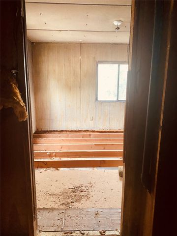 114 County Road 1423, Morgan, TX 76671