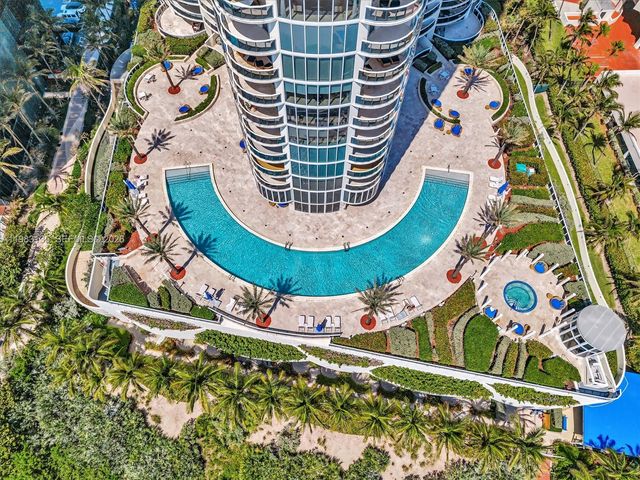 17201 Collins Ave 704, Sunny Isles Beach, FL 33160