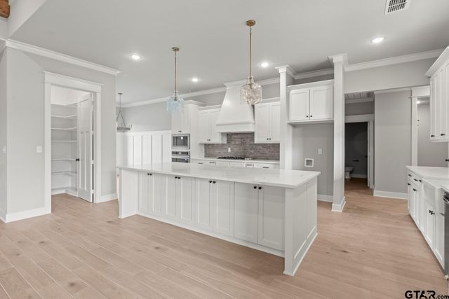 13996 Cedar Vista, Tyler, TX 75704