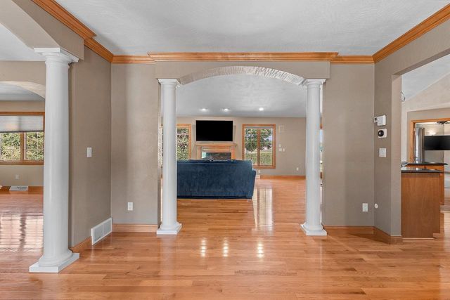 W6164 SHAGBARK HICKORY LANE, Menasha, WI 54952