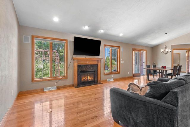 W6164 SHAGBARK HICKORY LANE, Menasha, WI 54952