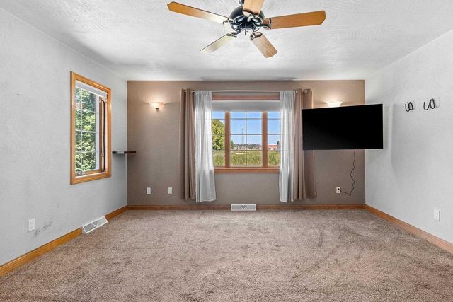 W6164 SHAGBARK HICKORY LANE, Menasha, WI 54952