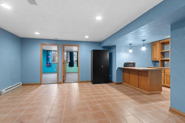 W6164 SHAGBARK HICKORY LANE, Menasha, WI 54952
