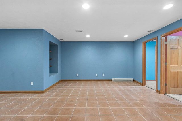 W6164 SHAGBARK HICKORY LANE, Menasha, WI 54952