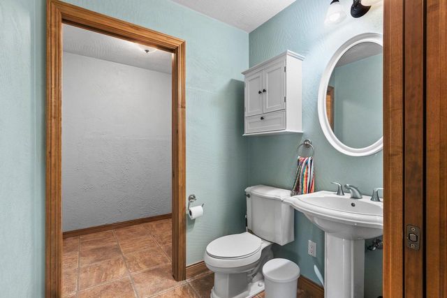 W6164 SHAGBARK HICKORY LANE, Menasha, WI 54952