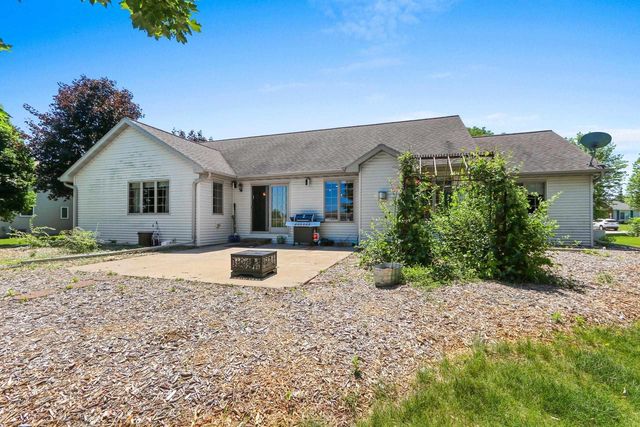 W6164 SHAGBARK HICKORY LANE, Menasha, WI 54952