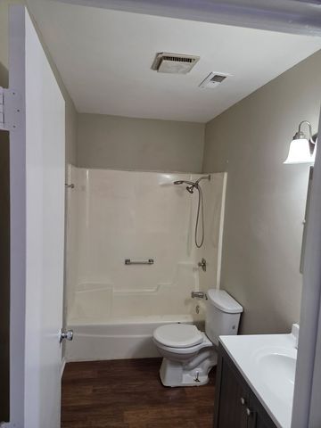 209 Mill Stream Drive, Bolingbrook, IL 60440