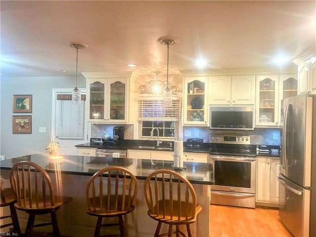 1108 Flobert DR, Virginia Beach, VA 23464