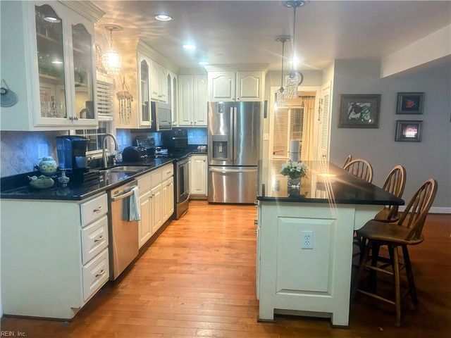 1108 Flobert DR, Virginia Beach, VA 23464