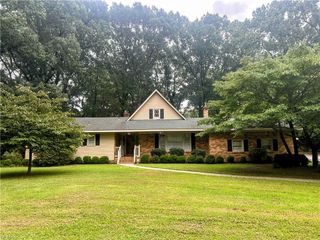 1108 Flobert DR, Virginia Beach, VA 23464