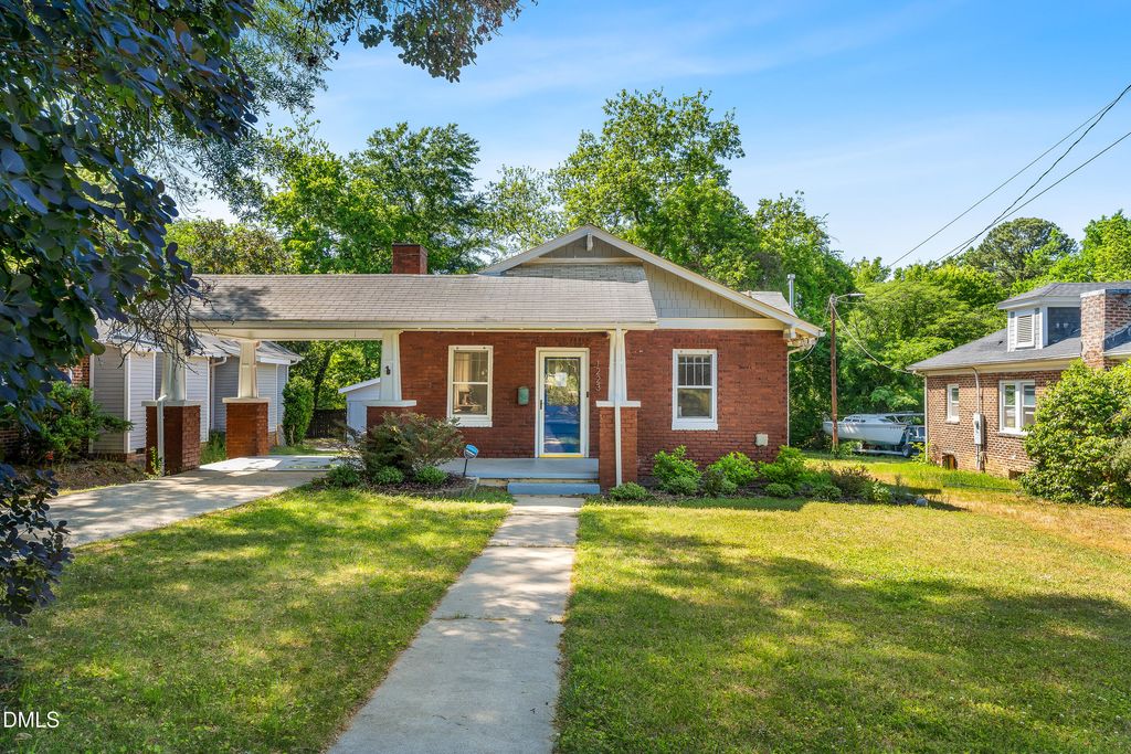 1223 Courtland Drive, Raleigh, NC 27604