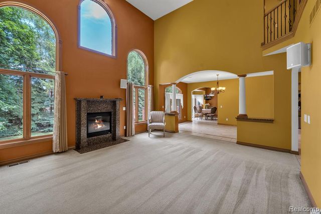 32404 Maria Court, Livonia, MI 48152