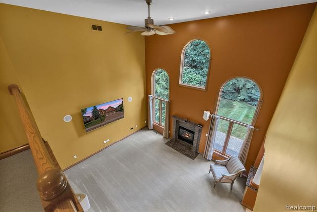 32404 Maria Court, Livonia, MI 48152