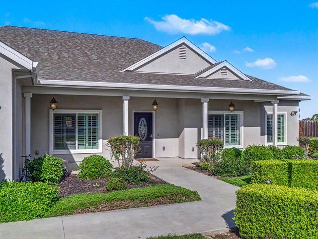 254 Rosebud Avenue, Hollister, CA 95023