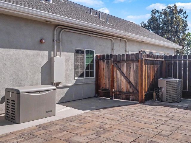 254 Rosebud Avenue, Hollister, CA 95023