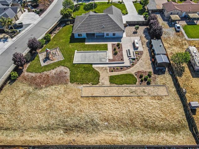 254 Rosebud Avenue, Hollister, CA 95023