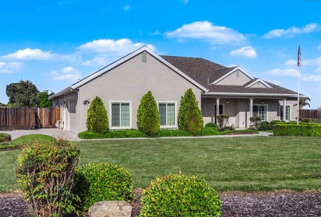 254 Rosebud Avenue, Hollister, CA 95023