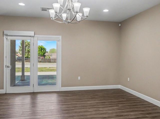 254 Rosebud Avenue, Hollister, CA 95023