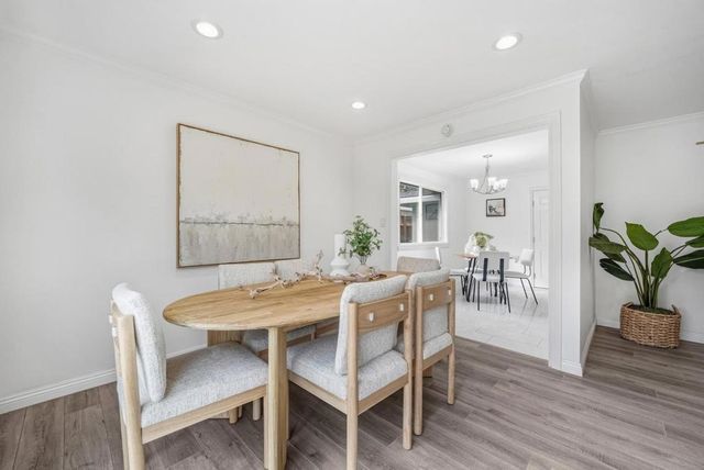 136 S Mary Avenue, Sunnyvale, CA 94086