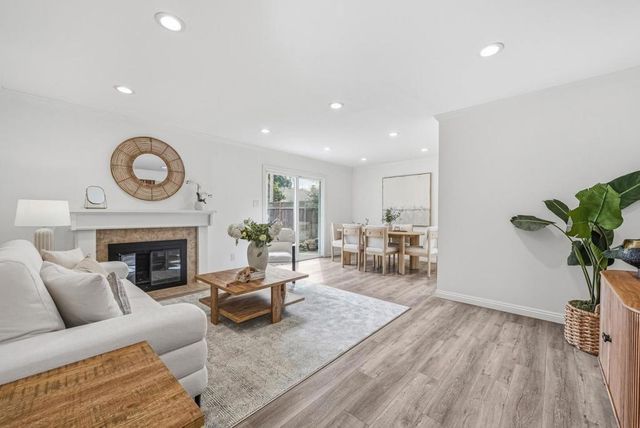 136 S Mary Avenue, Sunnyvale, CA 94086