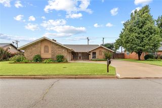 1222 E Proctor Avenue, Weatherford, OK 73096